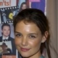 Katie rend visite � Tom